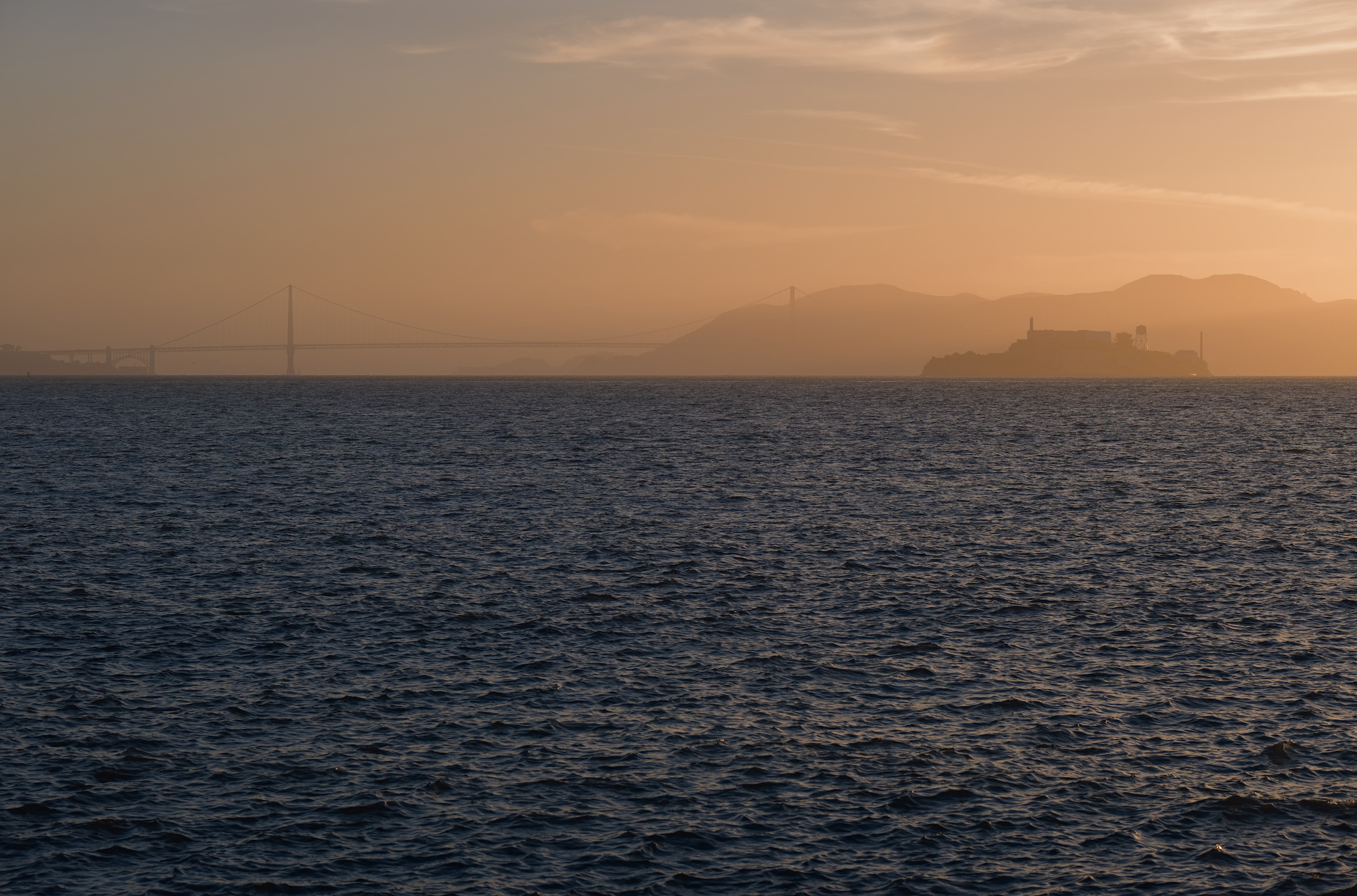 Golden Gate Bridge und Alcatraz
